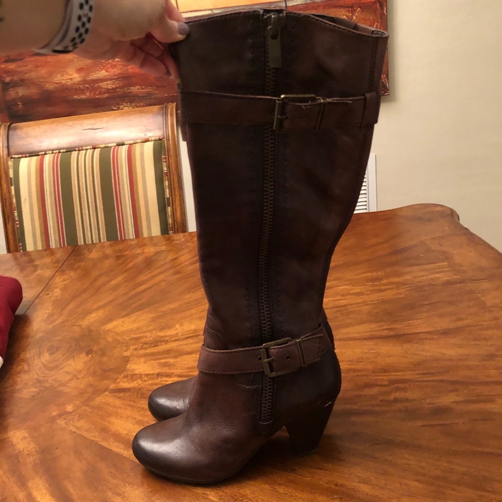 Brown Arturo Chiang boots